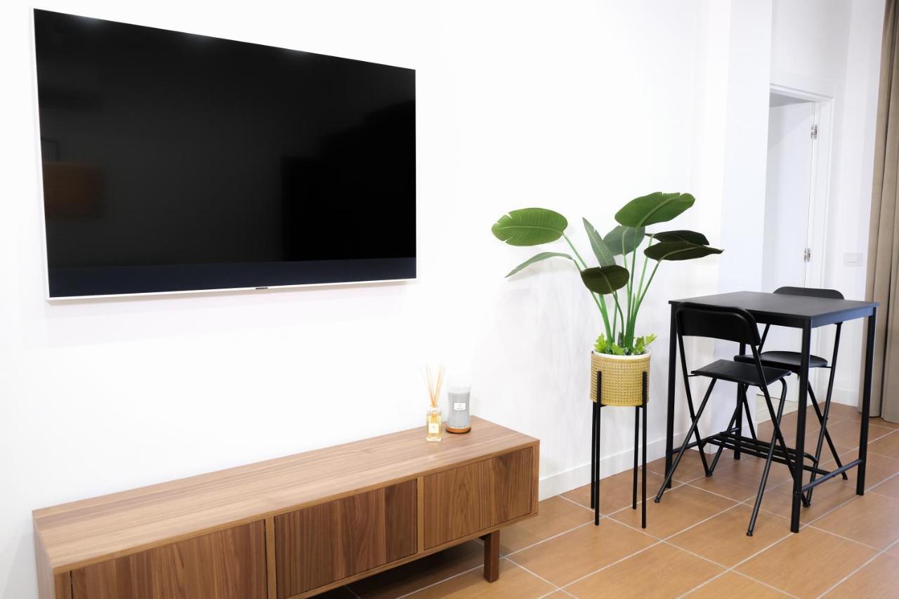 Aroma Apartment, Maschio Angioino-Porto Di Napoli 외부 사진